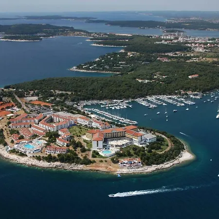 Apartman Petrinic V *