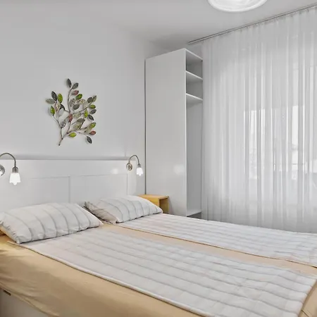 Petrinic V Apartmán *