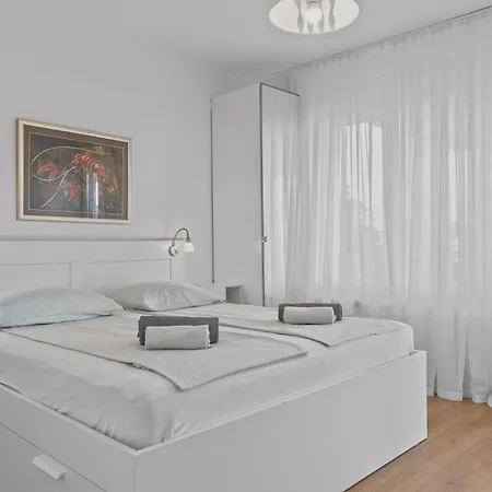 Petrinic V Apartmán Pula