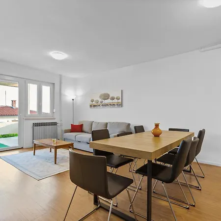 Apartmán Petrinic V