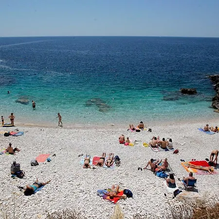 דירה Petrinic V פולה