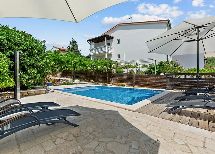 Apartman Petrinic V *