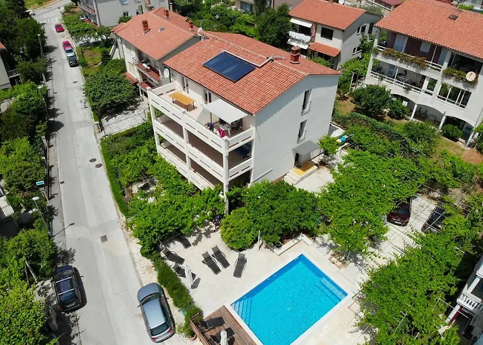 Apartman Petrinic V *